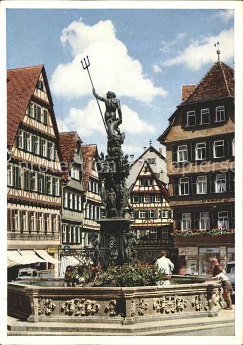 Tuebingen Marktbrunnen Fachwerkhaus Universitätss