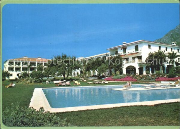Marbella Andalucia Clinica Buchinger Swimming Pool