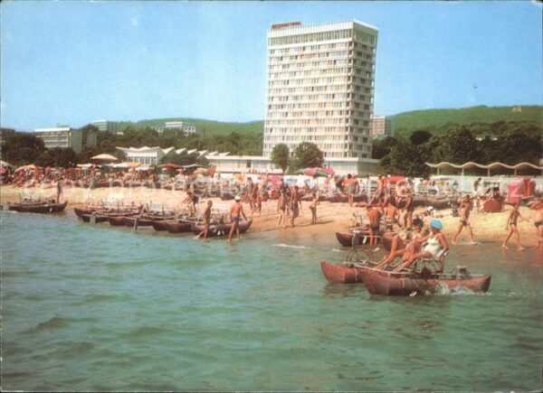 Zlatni Piassatzi Hotel International Strand Tretboot