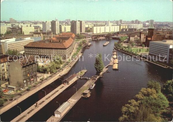 Berlin Mühlendammschleuse Hauptstadt der DDR
