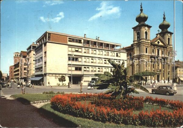 Gorizia Goerz Scorcio di Piazza Vittoria Chiesa di Sa