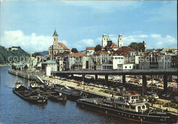 Passau Donauhafen mit neuer Schanzelbrückenauf