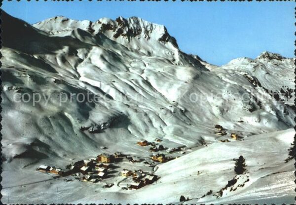 Zuers Vorarlberg Panorama Wintersportplatz am Arlberg ge