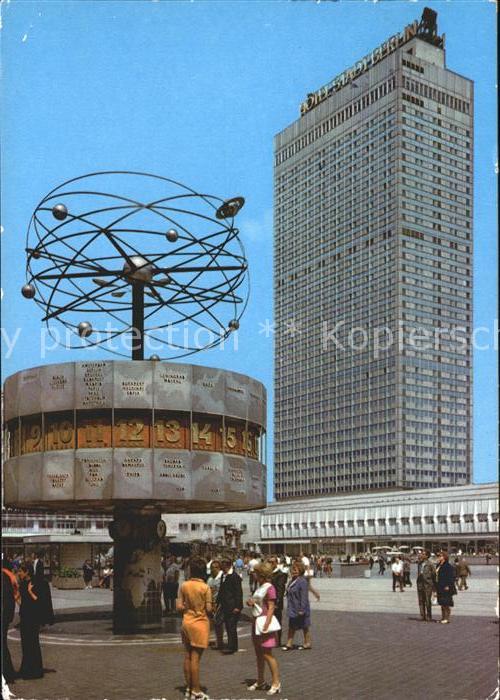 Berlin Alexanderplatz Weltzeituhr