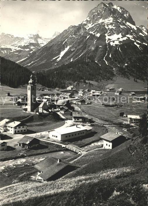 Lech Vorarlberg Ortsansicht mit Kirche Alpenpanorama