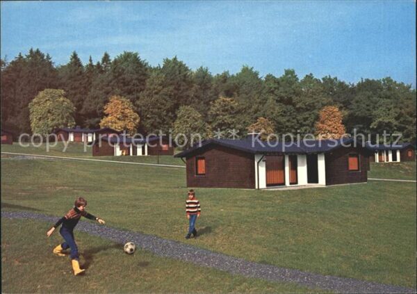 Hohenroda Hessen Feriendorf Kinder beim Fussballspielen