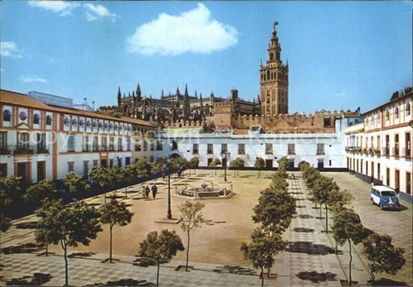 Sevilla Andalucia Patio de Banderas
