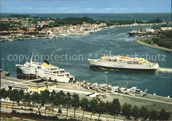 Faehre Ferry Bac Traghetto-- Travemünde Fliegeraufnahme