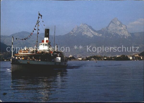 Dampfer Binnenschifffahrt Vierwaldstättersee Brunnen Mythen