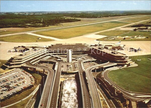 Flughafen Airport Aeroporto Köln-Bonn Fluggast-Abfertigungsgebäude
