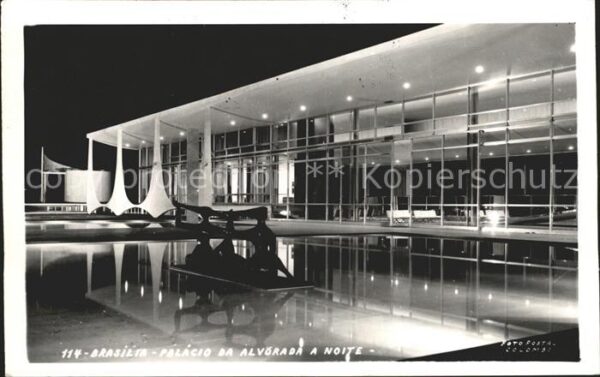 Brasilia Ciudad Palacio da Alvorada a noite