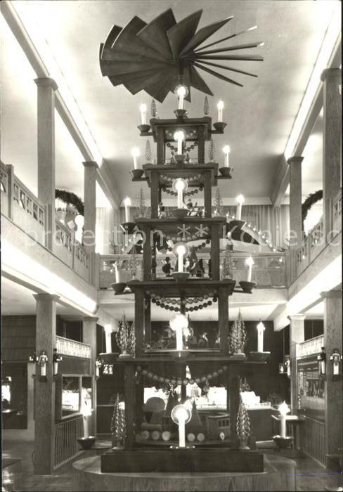 Seiffen Erzgebirge Grosse Pyramide im Spielzeugmuseum