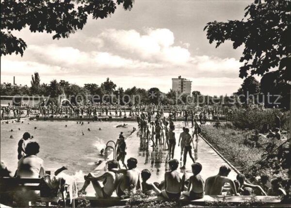 Berlin Sommerbad Mariendorf