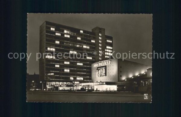 Berlin Hardenbergstrasse mit Zoo Palast