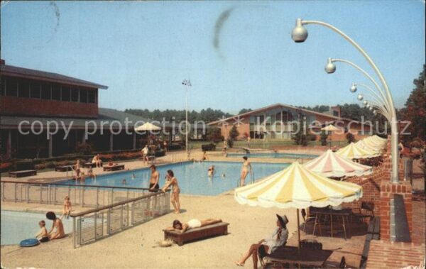 Williamsburg Virginia Motor House Pools