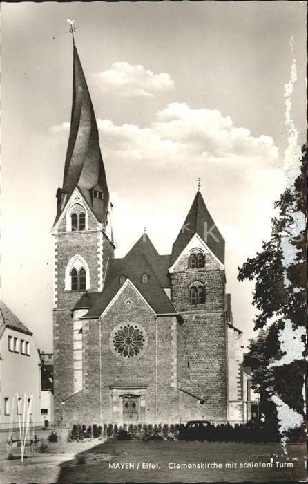 Mayen Clemenskirche Schiefer Turm
