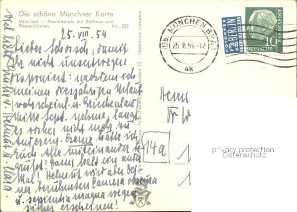 Muenchen Marienplatz Rathaus Frauentürmen – Bild 2