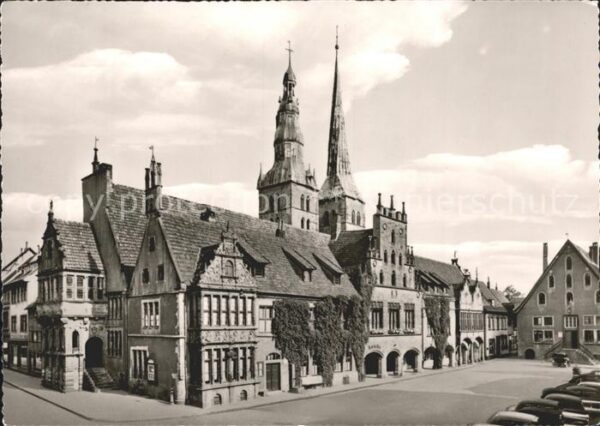 Lemgo Rathaus mit St Nicolaiirche
