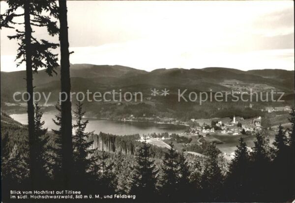 Titisee-Neustadt Blick vom Hochfirst auf Titisee und Fel