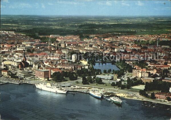Kiel Fliegeraufnahme mit Hafen