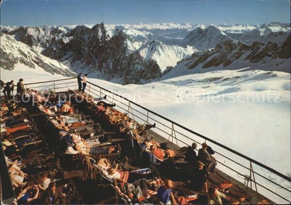 Garmisch-Partenkirchen Hotel Schneefernerhaus Liegeterrasse mi