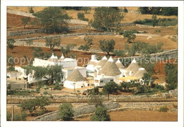 Locorotondo Trulli nella Valle d_Itria