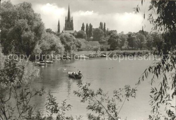 Werder Havel Partie am Fluss Kirche