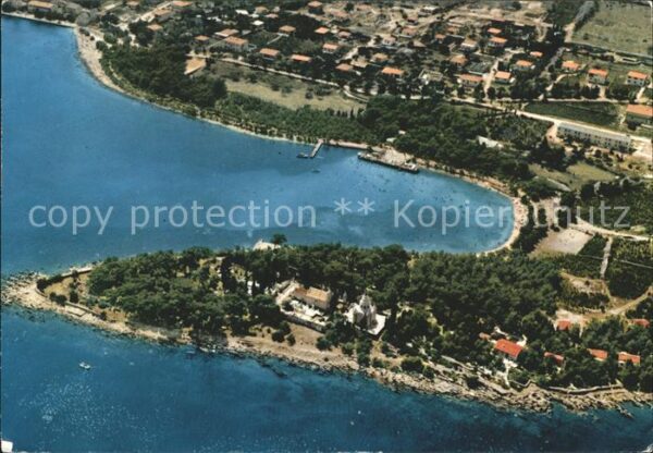 Supetar Insel Brac Fliegeraufnahme
