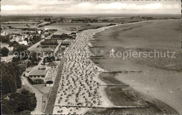 Kellenhusen Ostseebad Fliegeraufnahme mit Strand