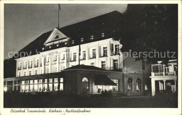 Travemuende Ostseebad Kurhaus bei Nacht