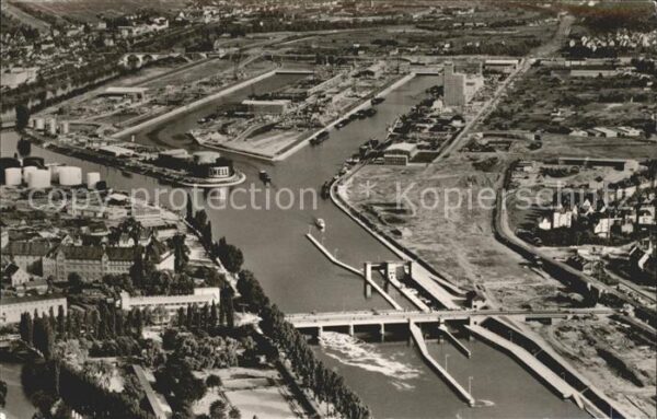 Stuttgart Neckarhafen Schleuse Fliegeraufnahme