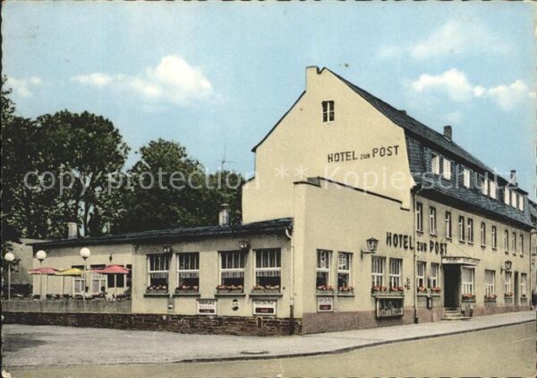 Strassenhaus Hotel zur Post Sommerfrische