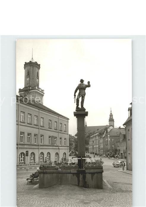 Schneeberg Erzgebirge Rathaus und Bergmannsbrunnen am Markt