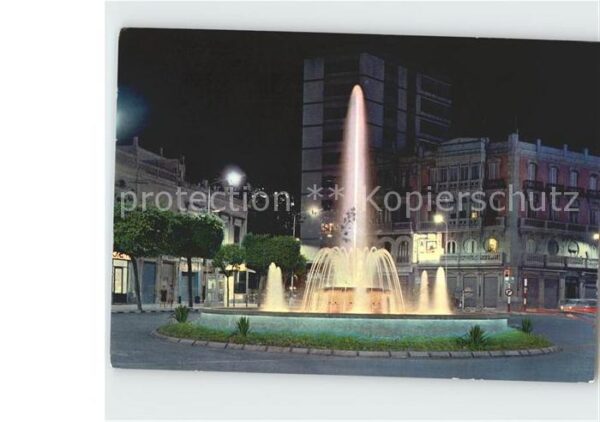 Almeria Fuente luminosa en la Puerta de Purchen