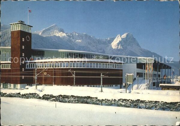 Garmisch-Partenkirchen Olympia Eisstadion Zugspitzgruppe