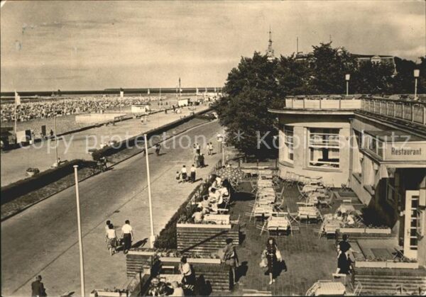 Warnemuende Ostseebad Strand HOG Strandhaus
