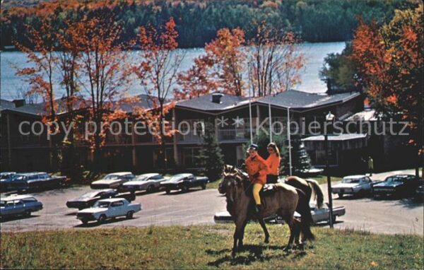 Huntsville Ontario Holiday Inn Motel Horse Riding Moskoka