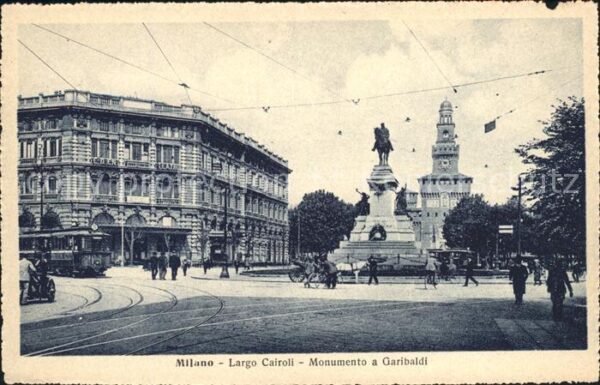 Milano Largo Cairoli Monumento a Garbaldi Denk