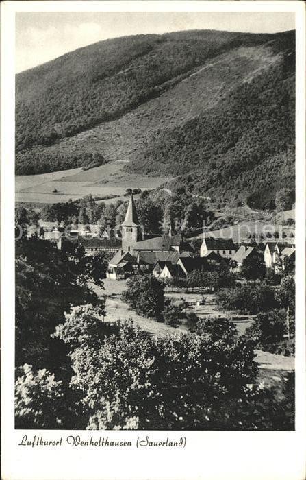 Wenholthausen Ortsansicht mit Kirche Luftkurort
