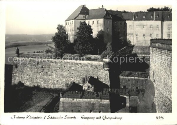 Koenigstein Saechsische Schweiz Festung Eingang mit Georgenburg