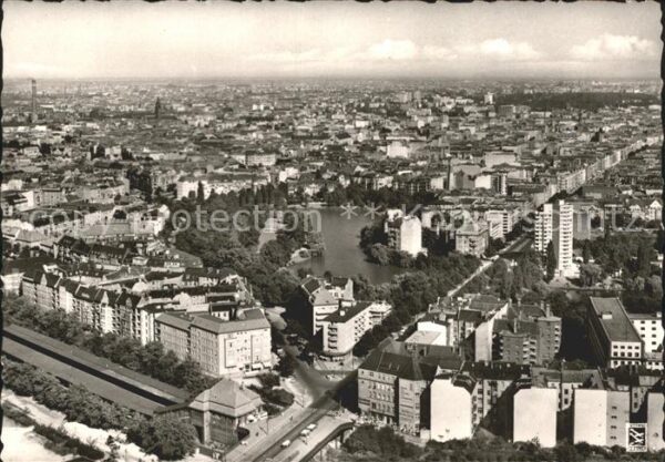 Charlottenburg Blick vom Funkturm auf den Lietzensee