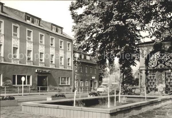 Ehrenfriedersdorf Erzgebirge Partie am Karl Marx Platz Springbrunnen