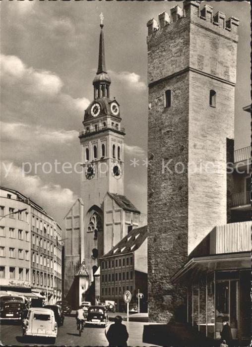 Muenchen Löwenturm