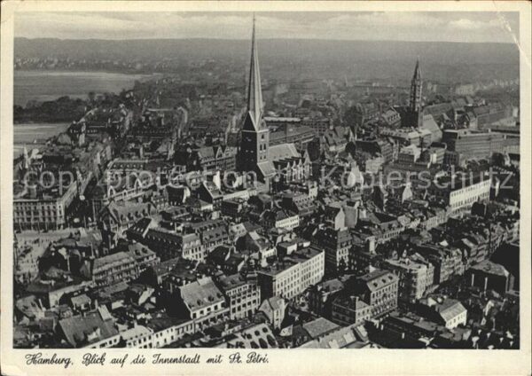 Hamburg Fliegeraufnahme mit St. Petri