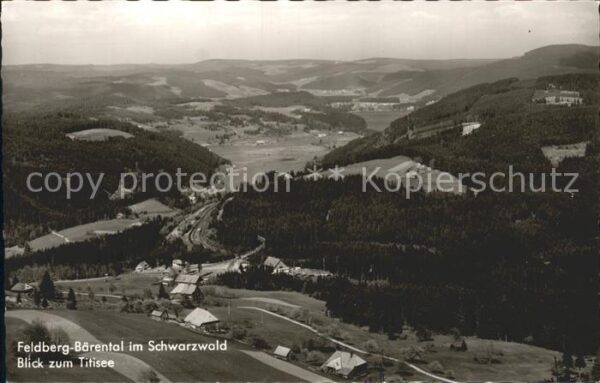 Baerental Feldberg Panorama Blick zum Titisee