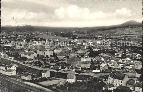 Ahrweiler Ahr Total mit Blick auf Landskrone