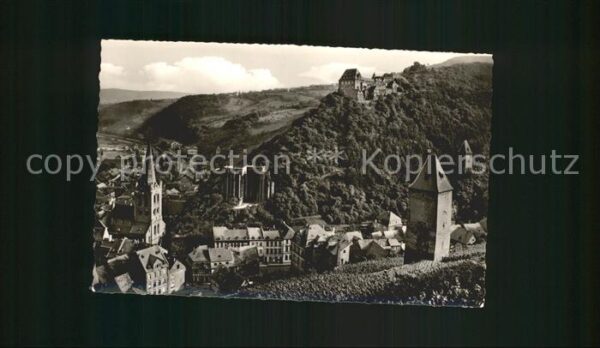 Bacharach Rhein Blick zur Jugendburg Stahleck Wernerkap