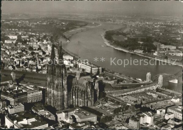 Koeln Rhein Kölner Dom Rheinbrücke Fliegeraufnahme