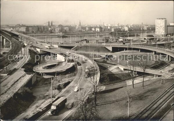 Mannheim Auffahrt zur Rheinbrücke