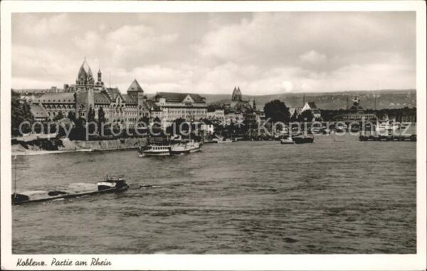 Koblenz Rhein Partie am Rhein Schiffe Binnenschifffah
